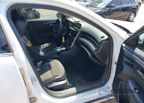 2015 Chevrolet Malibu 2Lt из США, поврежденный, VIN 1G11D5SL6FF151937